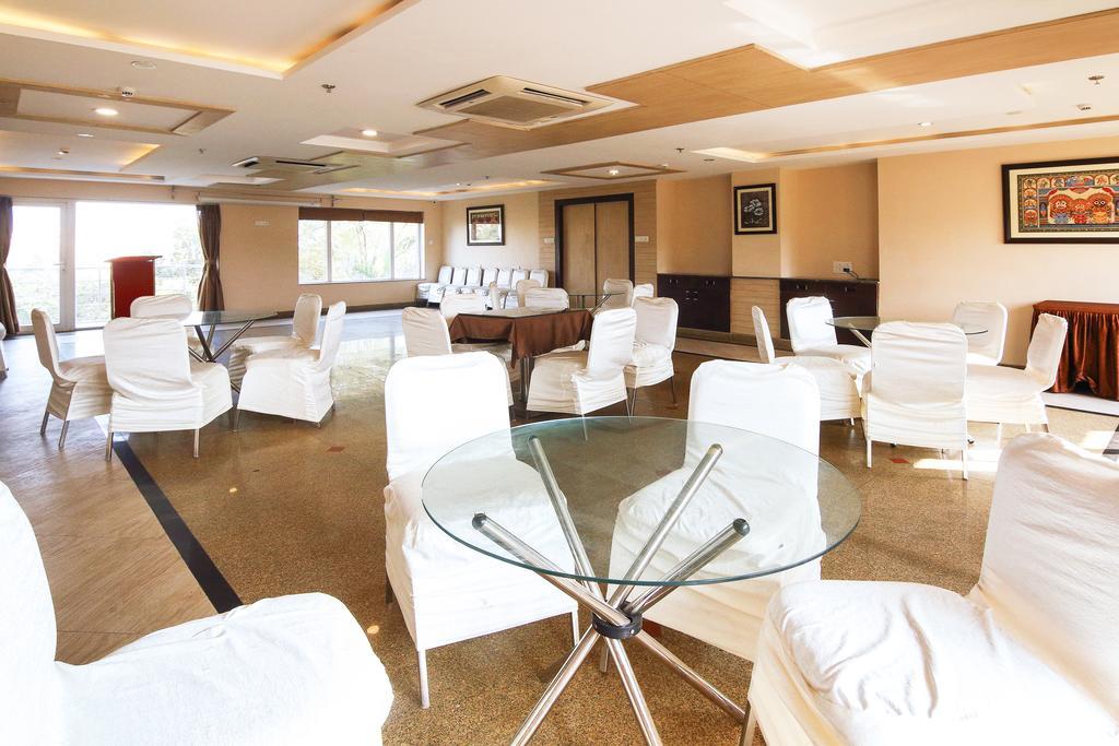 Treebo Bj'S By The Way Hotel Bhubaneswar Luaran gambar