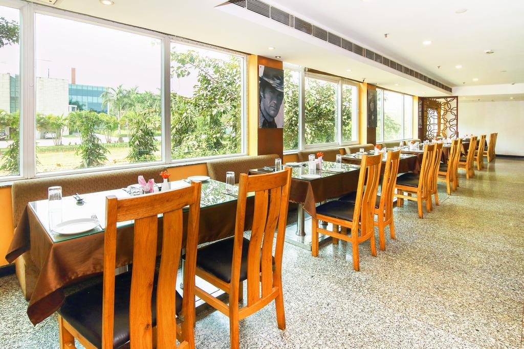 Treebo Bj'S By The Way Hotel Bhubaneswar Luaran gambar