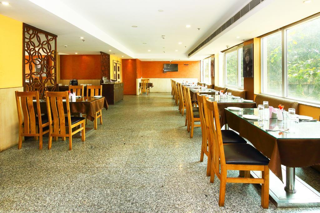 Treebo Bj'S By The Way Hotel Bhubaneswar Luaran gambar