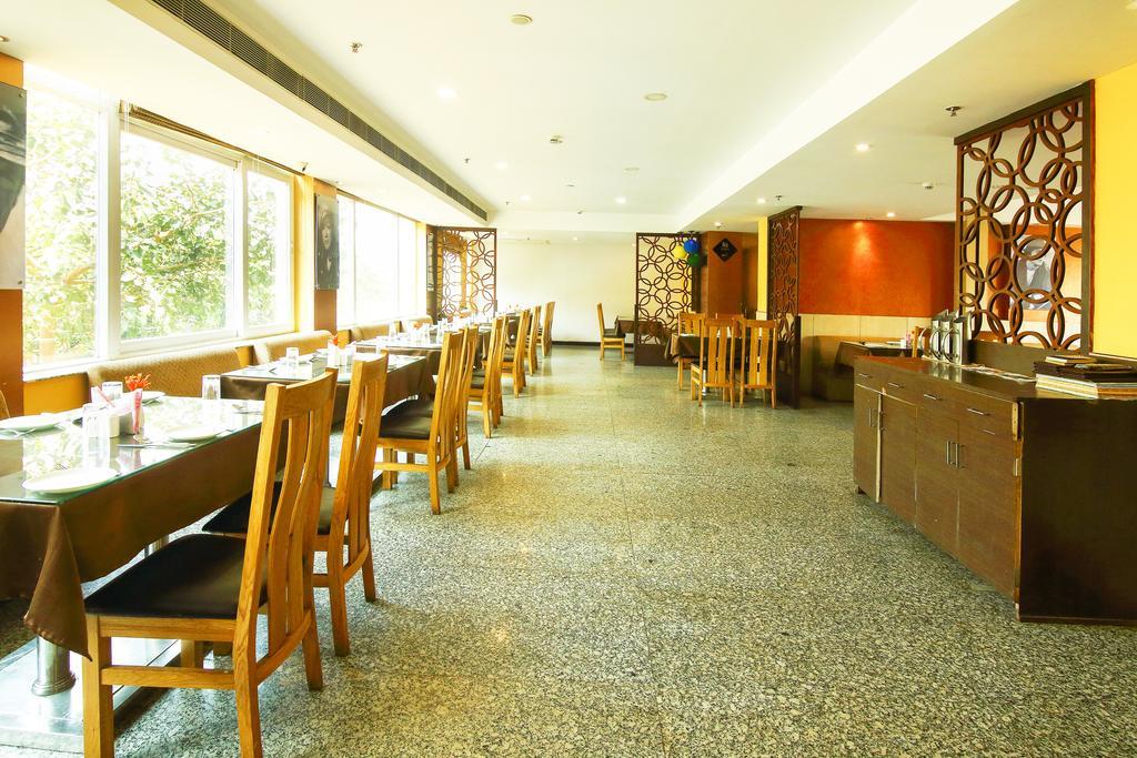 Treebo Bj'S By The Way Hotel Bhubaneswar Luaran gambar