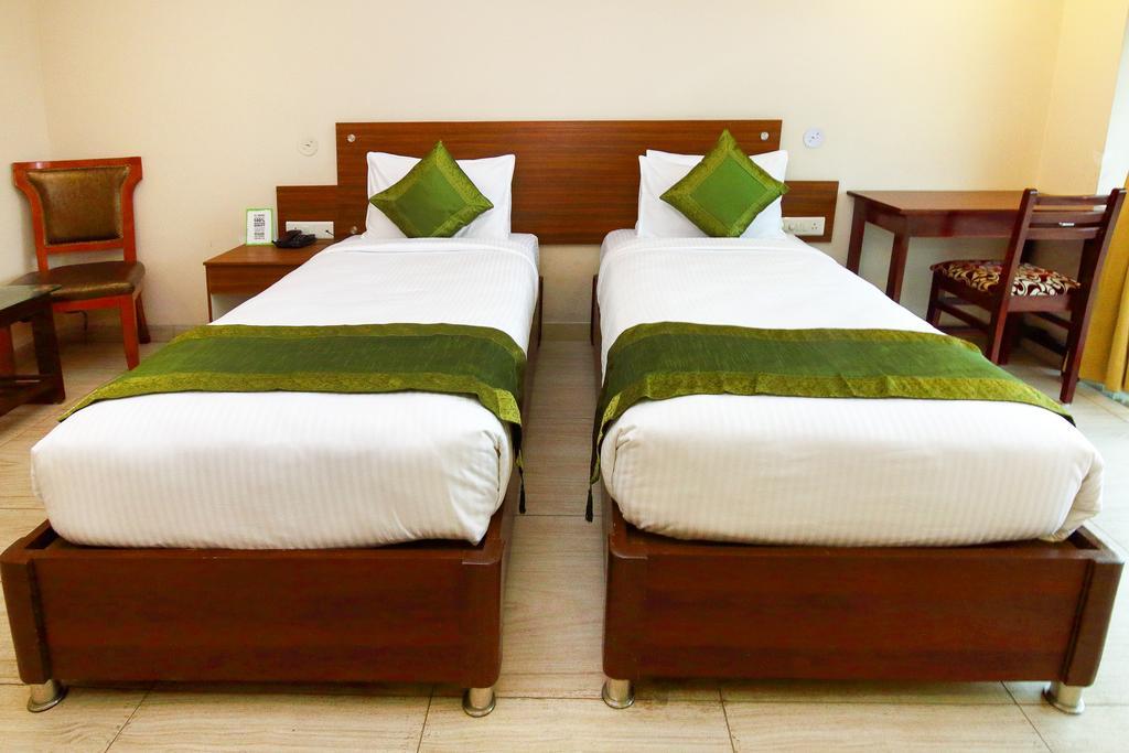 Treebo Bj'S By The Way Hotel Bhubaneswar Luaran gambar